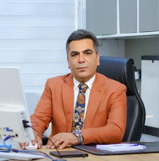 نوید فرزین