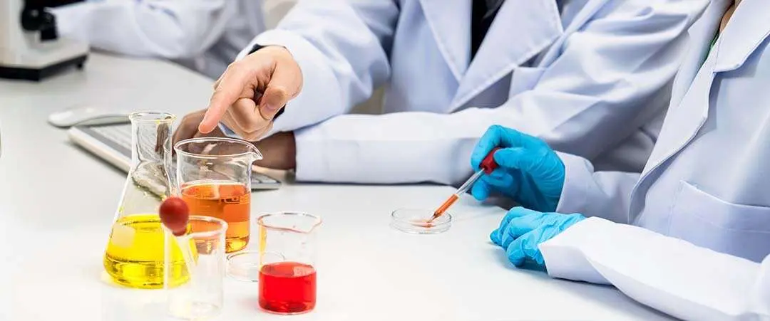 آزمایشگاه درمانگاه بوعلی گویم