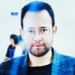 کلینیک دامپزشکی پرندگان زینتی و حیوانات خانگی دکتر مهرداد محمدزاده